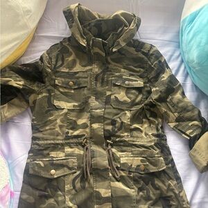 Camouflage Hooded Jacket